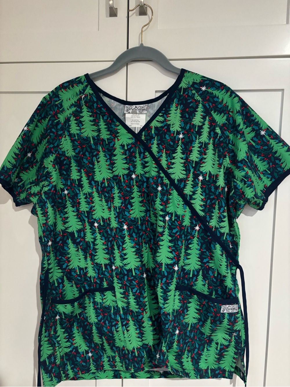 Christmas tree scrub top